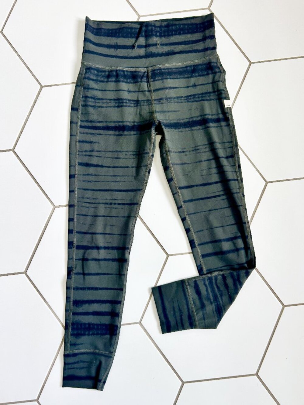 Vuori Daily Track Legging Sz Small